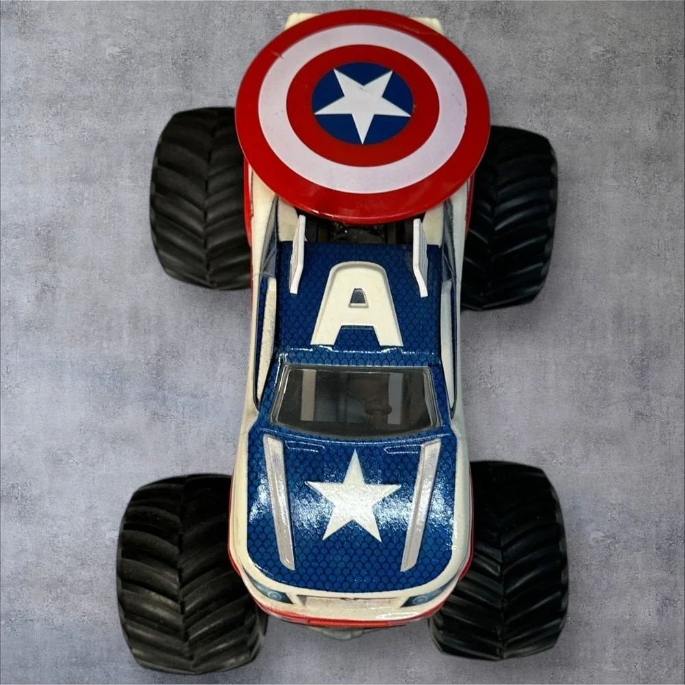 Hot Wheels Monster Jam Trucks Lot Captain America Taiwan & Dalmatian 2004 Mattel